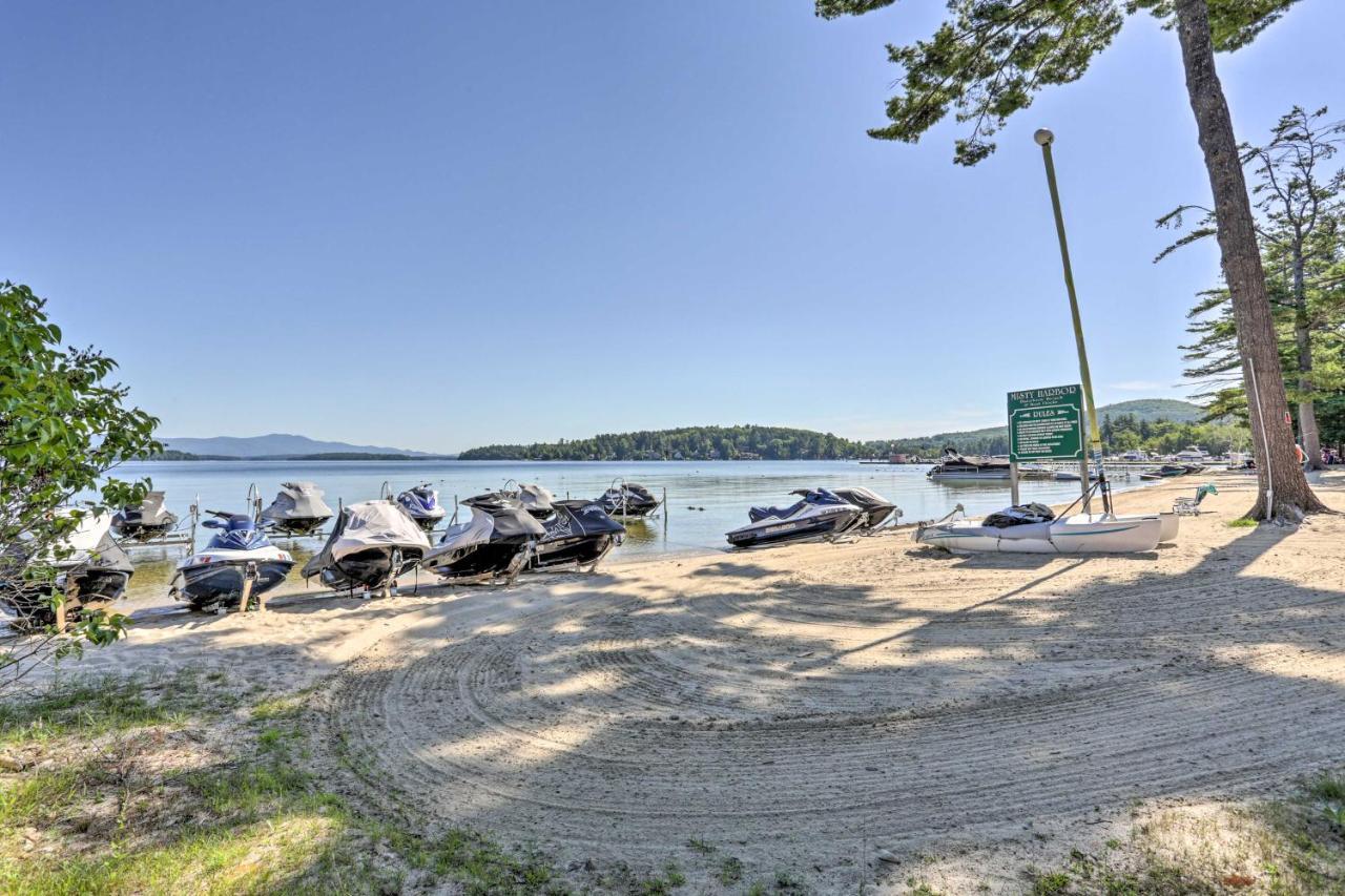 Lake Getaway Walk Across Street To Private Beach! Gilford Eksteriør billede